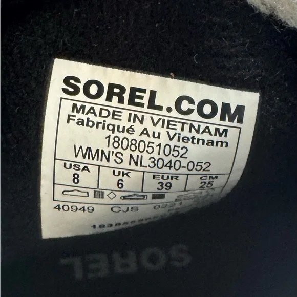 Sorel Out N About Plus Conquest Boots - Black size 8 EUC - Picture 10 of 10